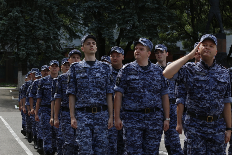 В Центре  профессиональной подготовки имени С.Х. Зайцева состоялся выпуск сотрудников Центра специального назначения вневедомственной охраны Росгвардии.